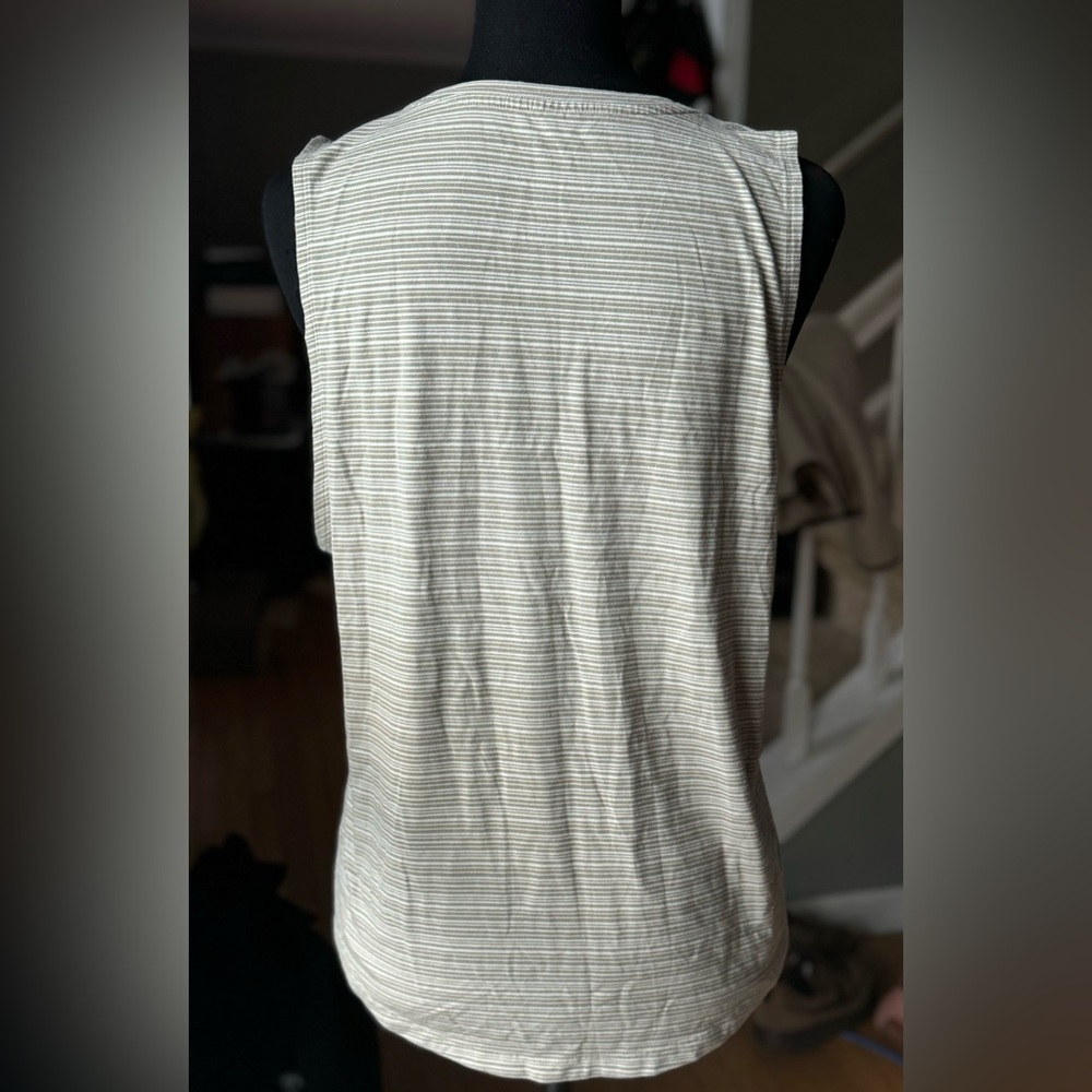 Athleta Tank Top Women’s Size Medium - Picture 2 of 4